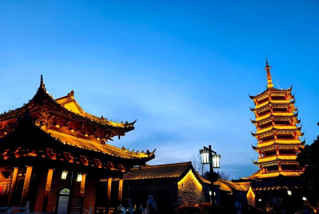 1dd332c642c7db79faa2fed7c329c0f0-sz_743195