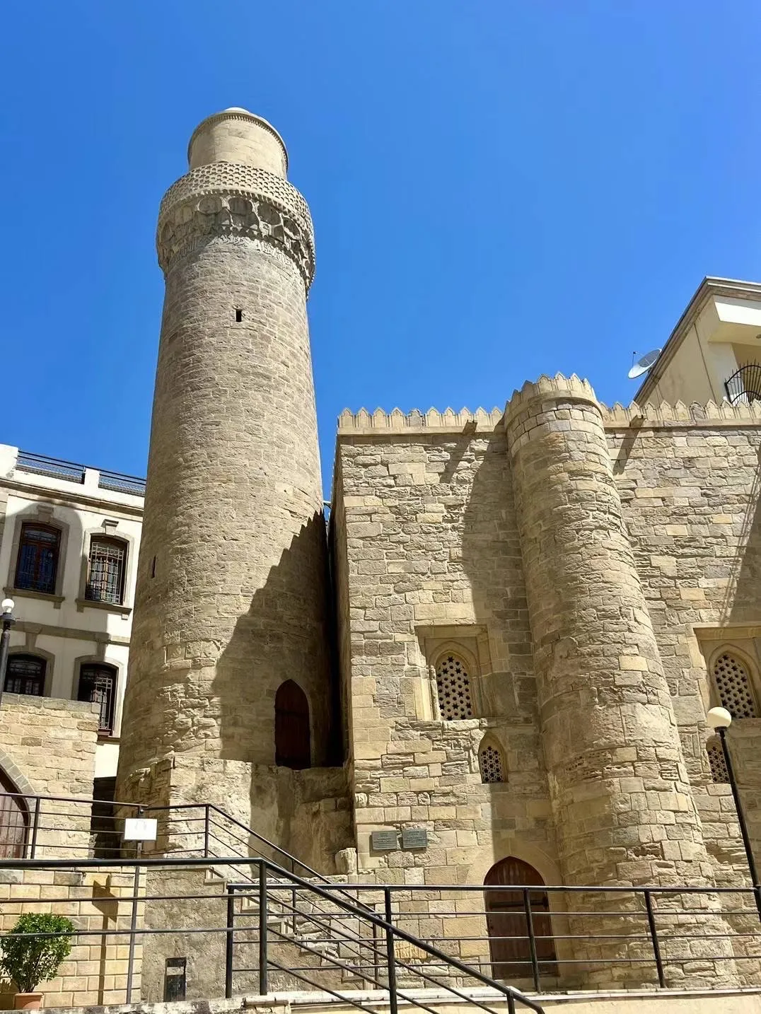 1e9a5500ceabb1a8f750a3e316a1b37d-sz_373410