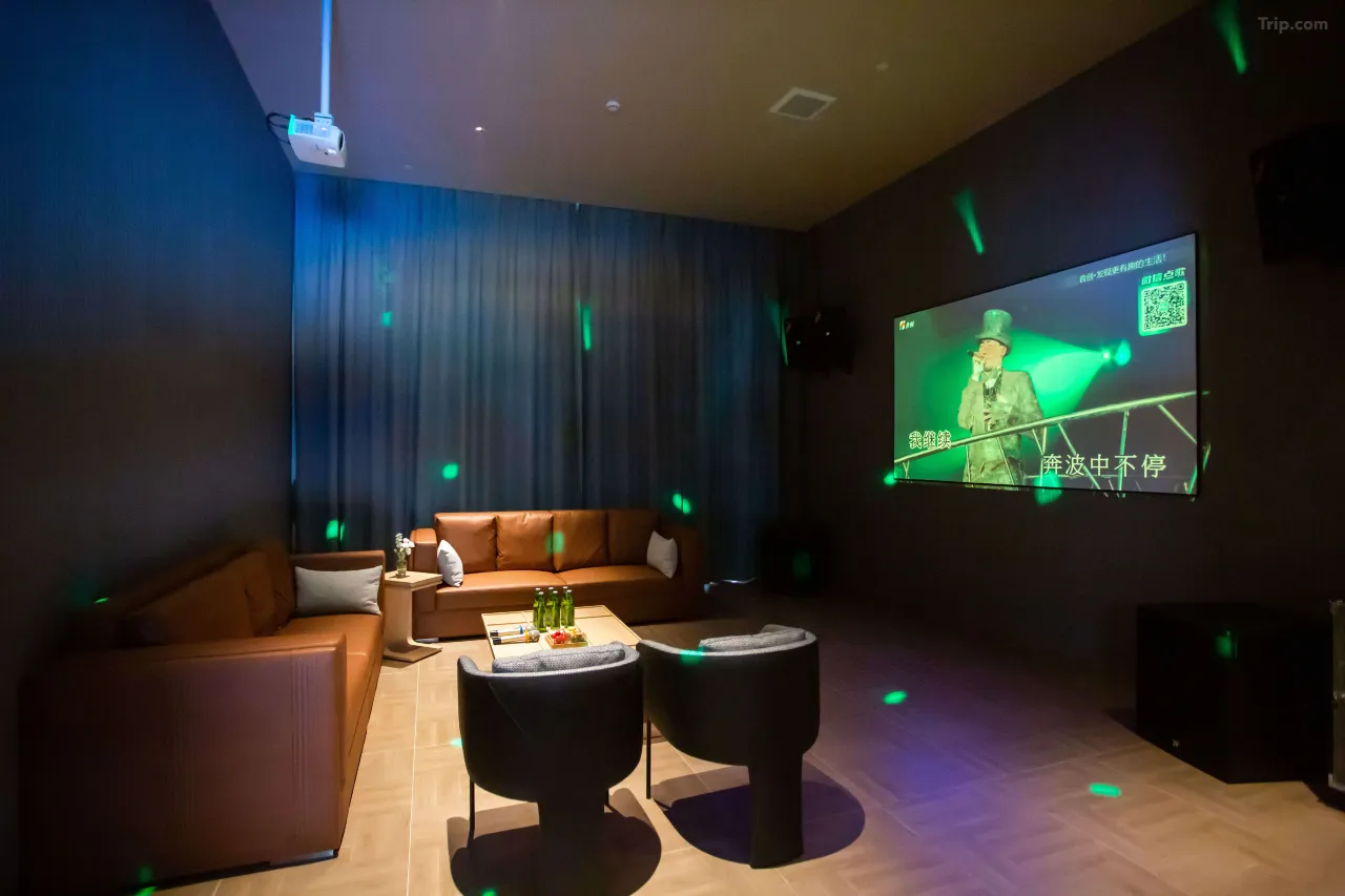 1mc0g12000erf1ce7E290_W_1280_853_R5