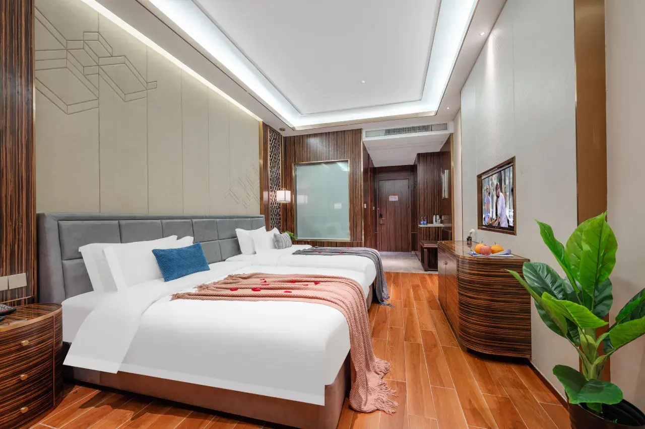 1mc1e12000b93374n493E_W_1280_853_R5