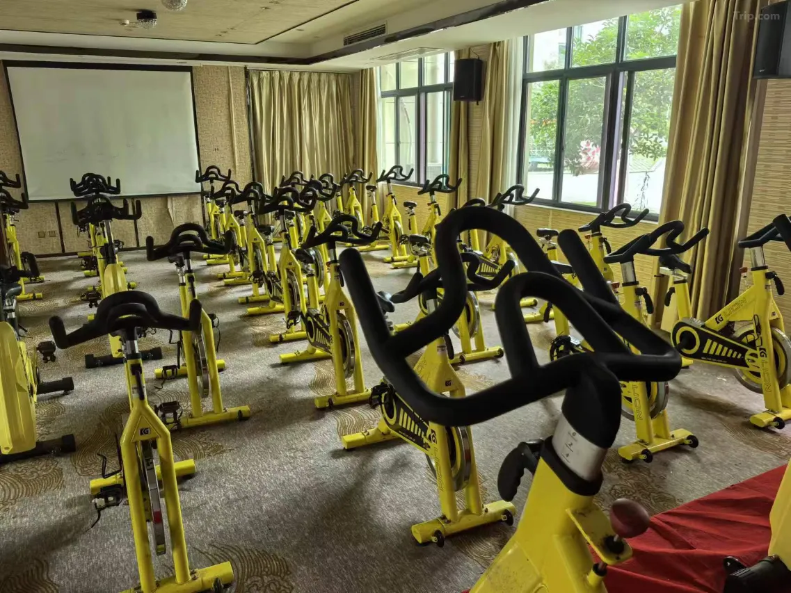 1mc3712000ejfmmj47211_W_1280_853_R5-1