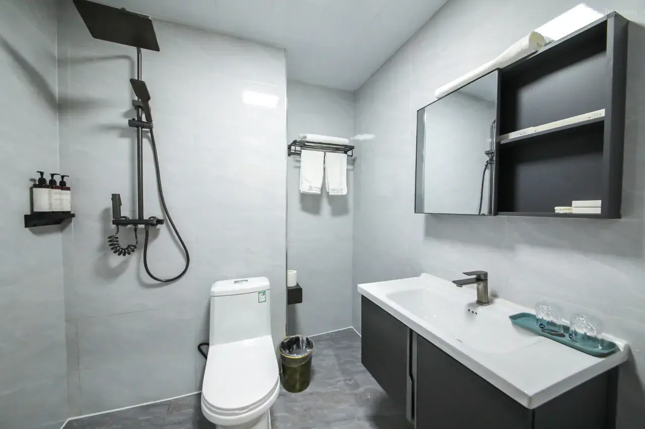 1mc6x12000k0p54x2FE56_W_1280_853_R5