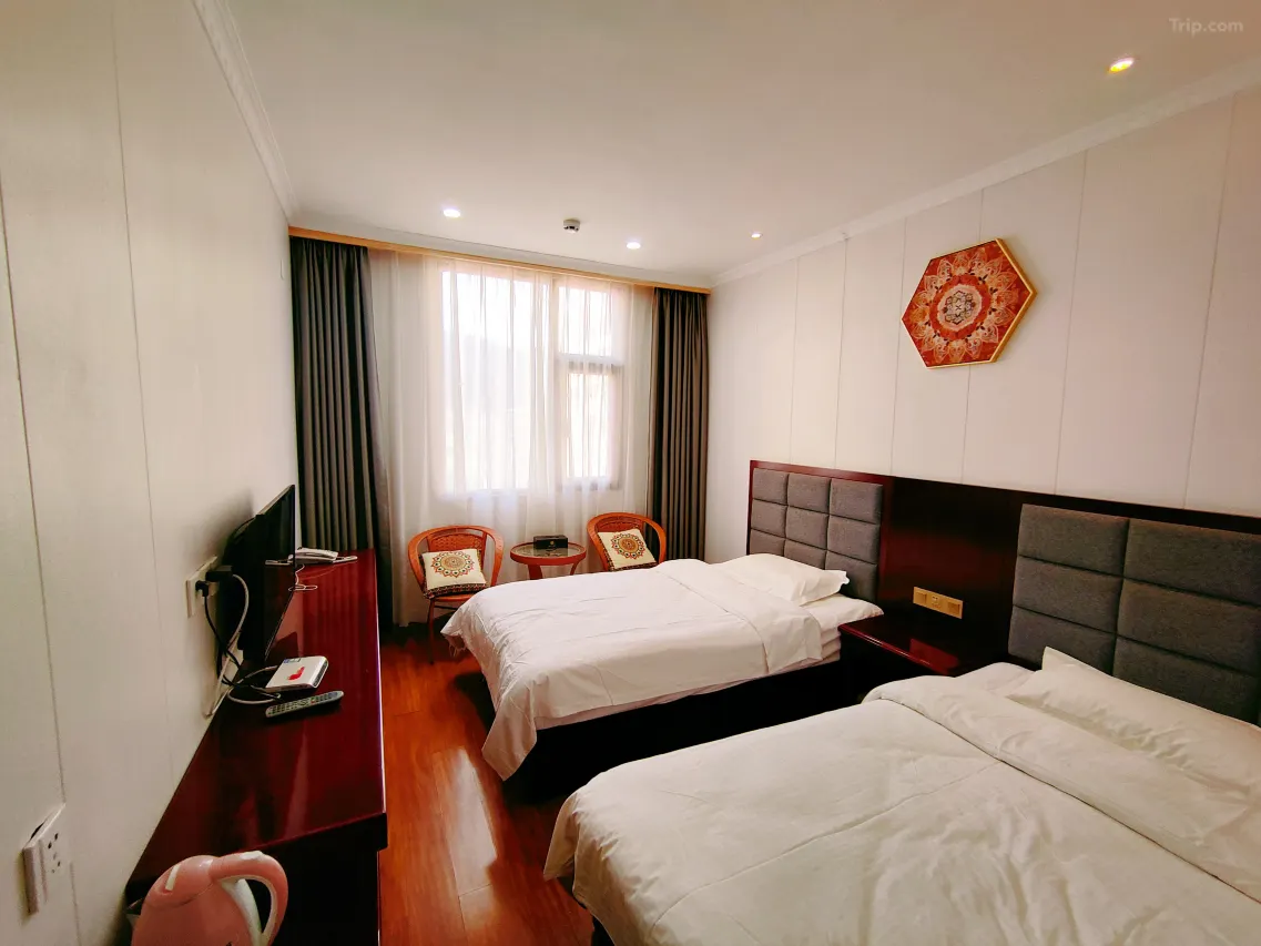 1mc7112000arwzbs021C1_W_1280_853_R5