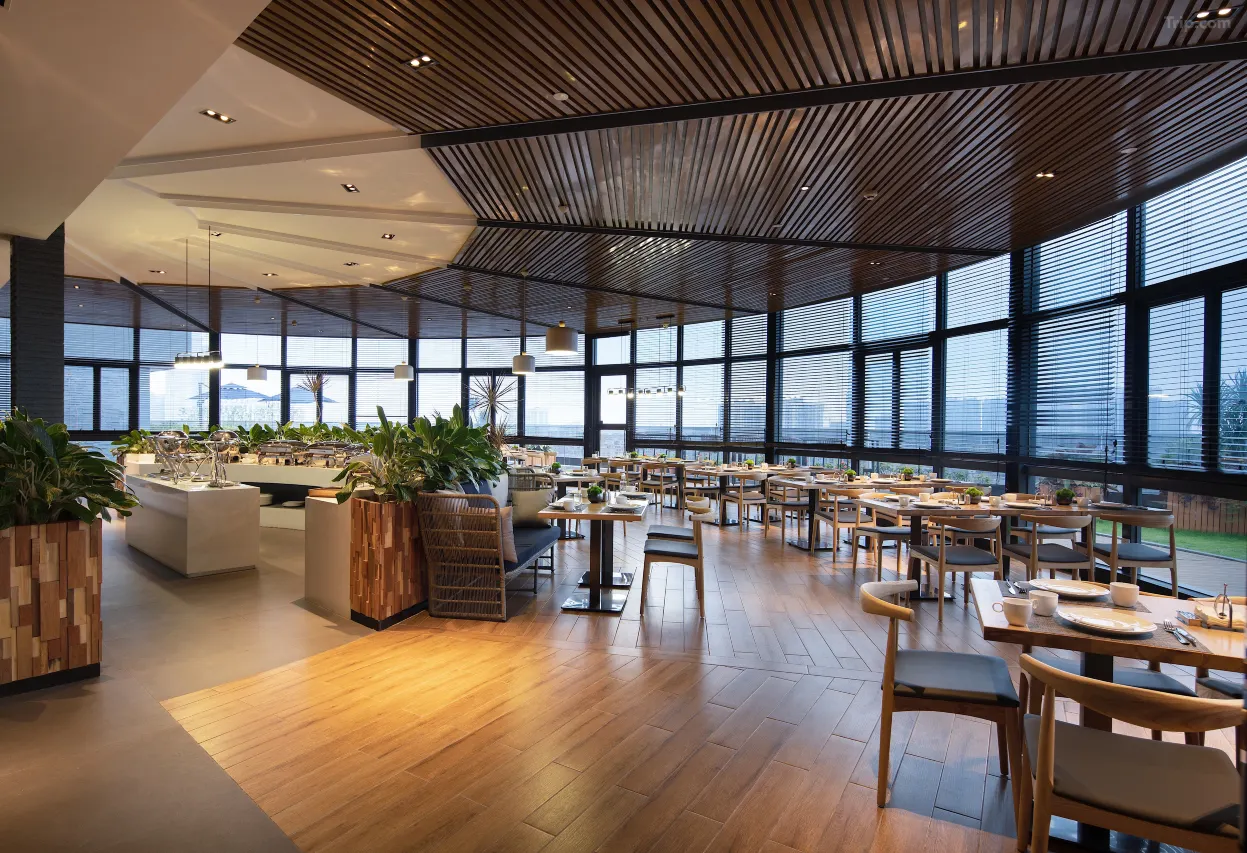 200l1e000001evdjs6AE2_W_1280_853_R5