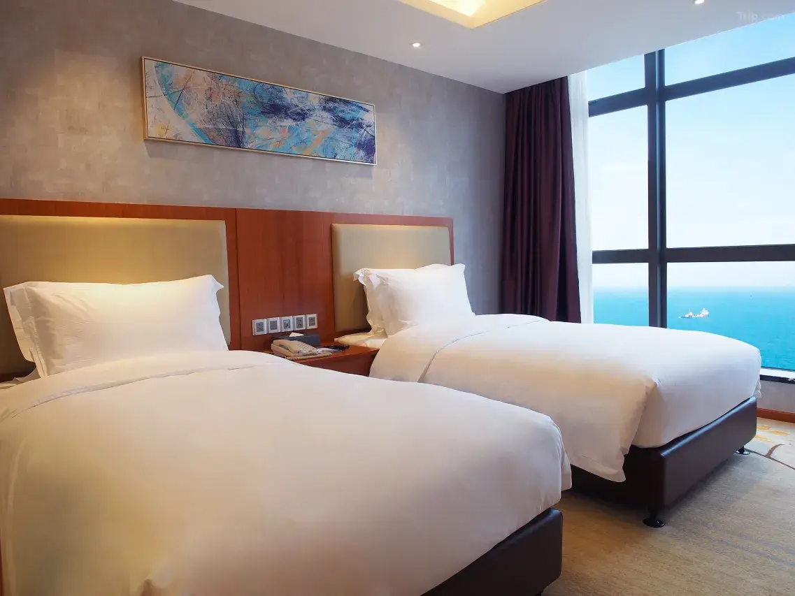 200m0r000000hixu1833B_W_1280_853_R5