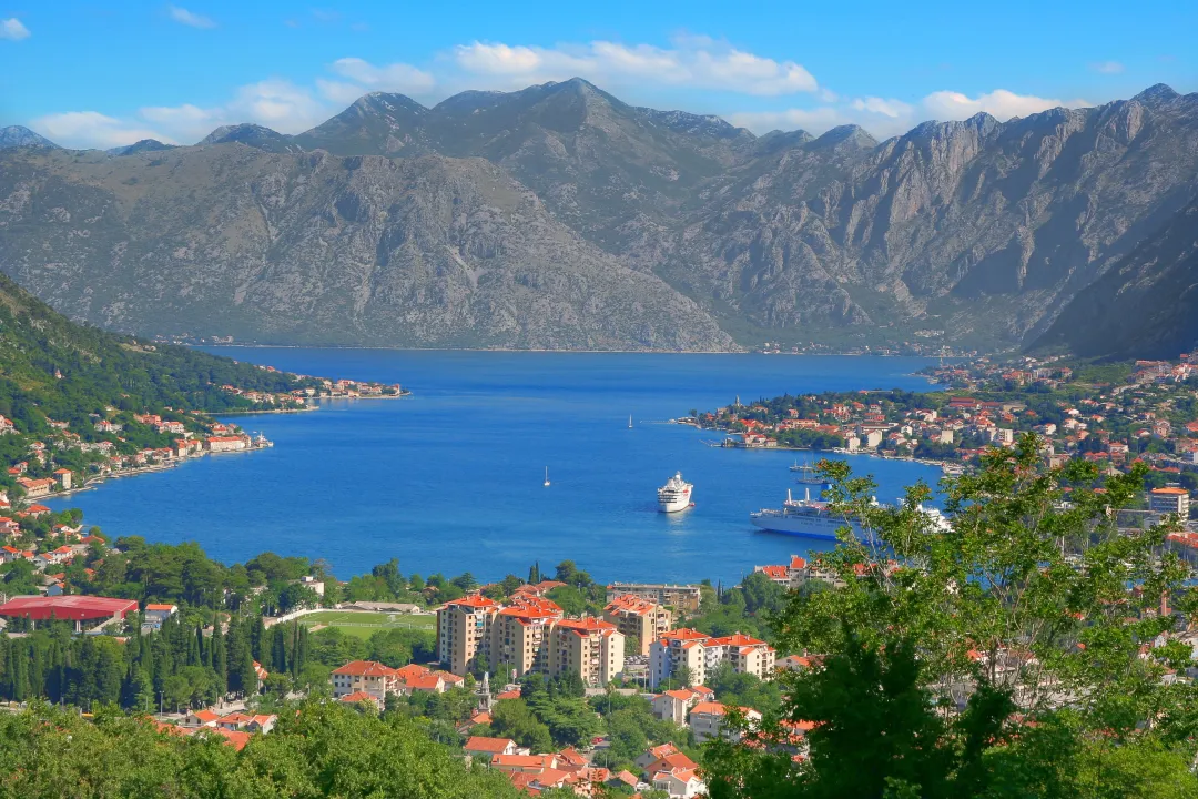 22a7aa5b8181b14e124846f8aea32e8c-sz_2553058