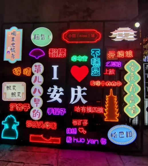 2568f0b6929a8d0f44e0bb833b5a4d14-sz_647176