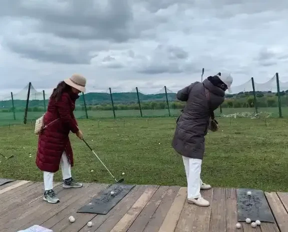 27bd119accc68436a7049a7fab557291-sz_564785