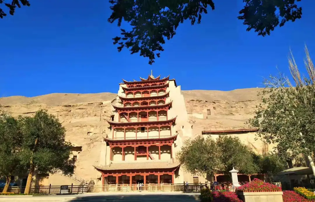 2d9e0d605f61a2b9ed7ef9b10c3e775b-sz_236565