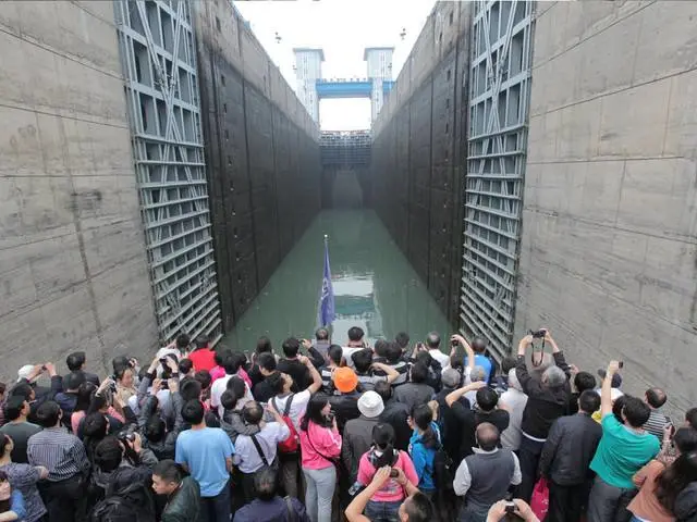 2f30d54740bc3c18b6d18a00521c851d-sz_56363