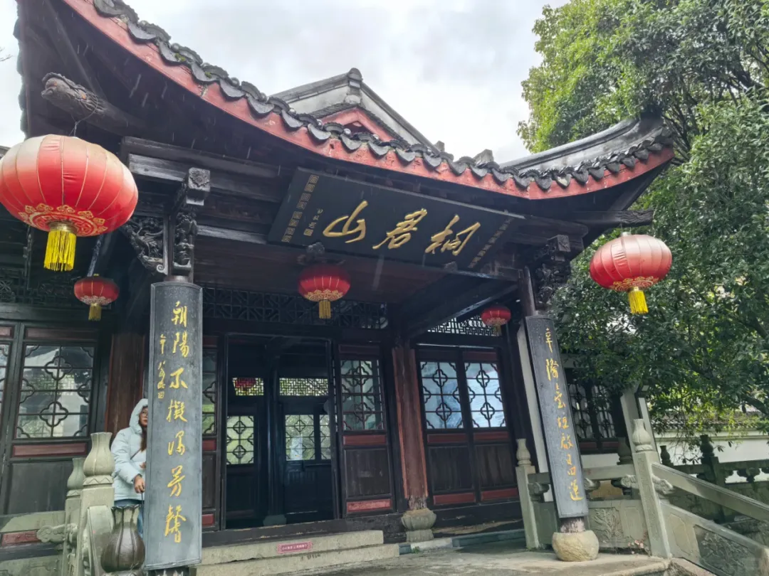 324a156e54a41d1d33e6cc04cd5afd1a-sz_1788307