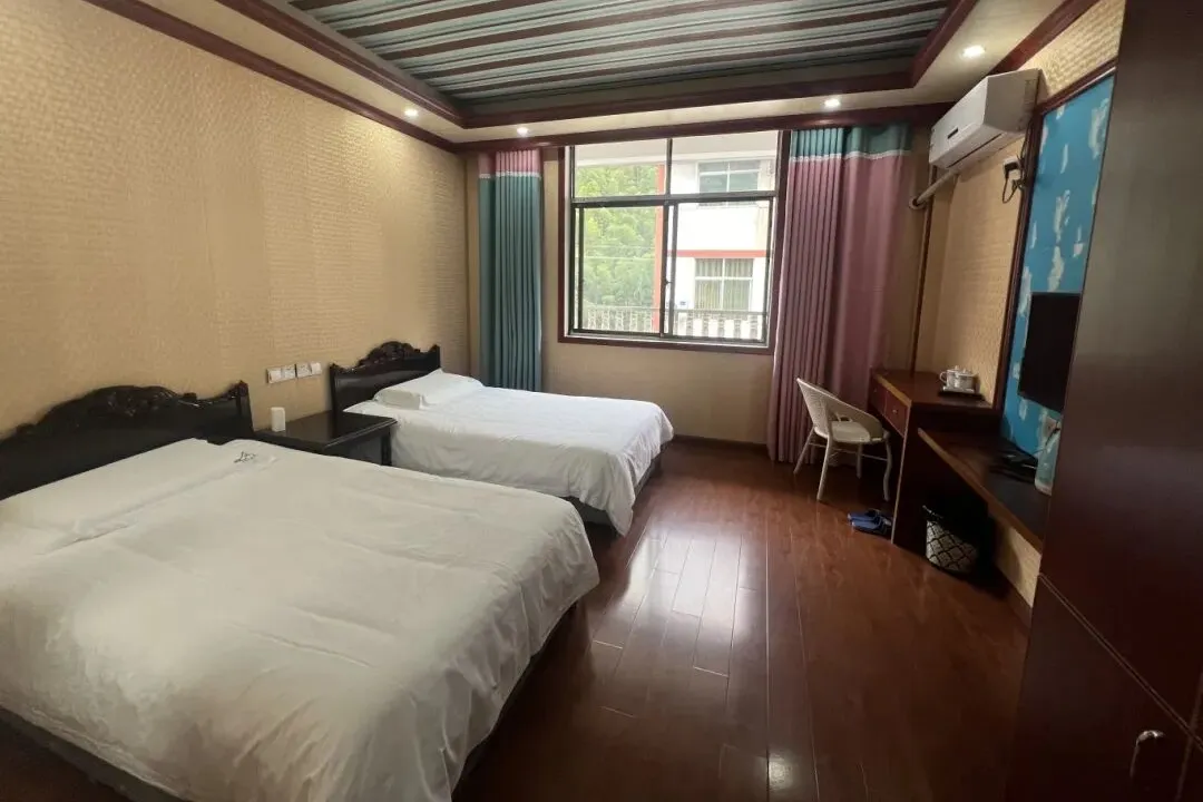 3548caff9377a9cfb54e55d046734543-sz_108420