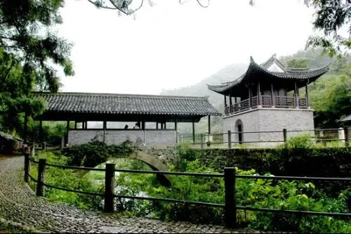 369adbf25010d726230d06349ae07fa3-sz_41294