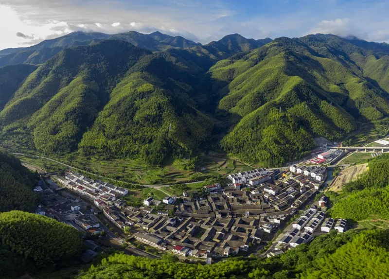 378671670dc059f3612e6d1243f5e603-sz_860592