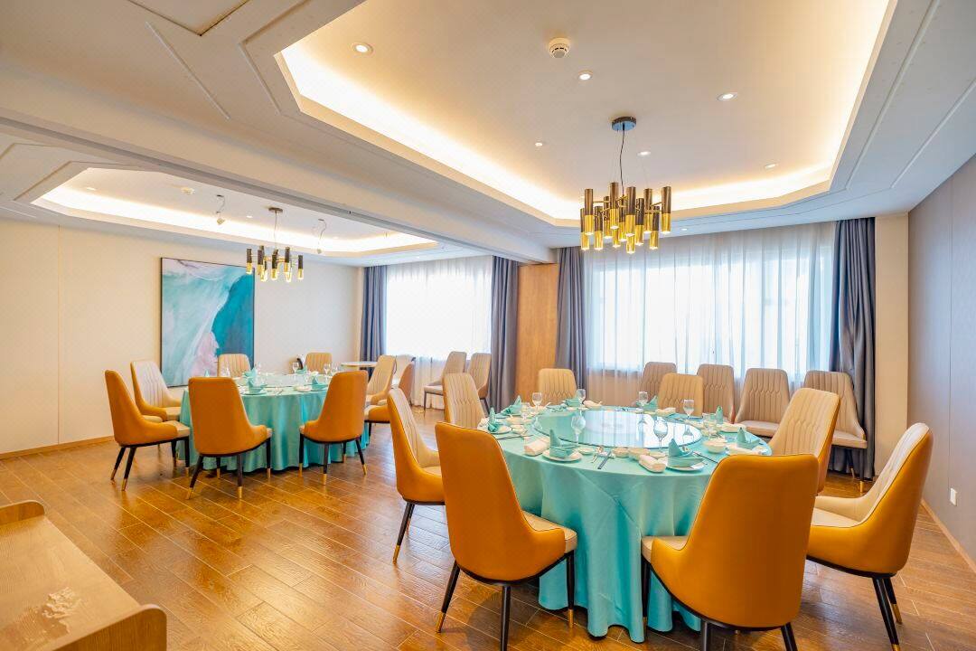 3f43d9a74666a5751f8aaaa11efb1819-sz_104043