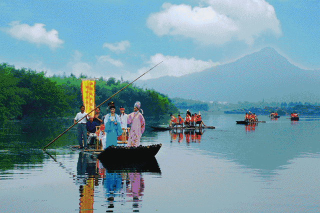 494e800a4d2756e4cf924433b33d64dd-sz_775136