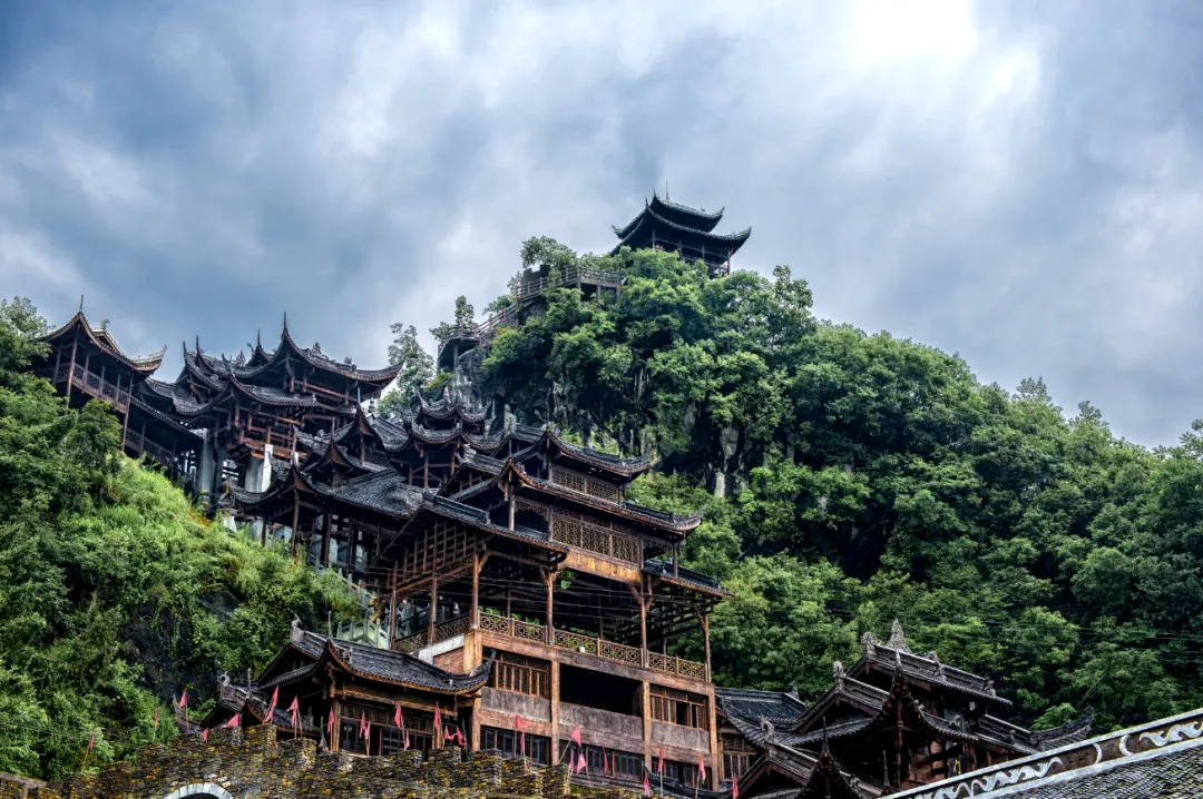 49a670136d03306f01580334301f0248-sz_2645604