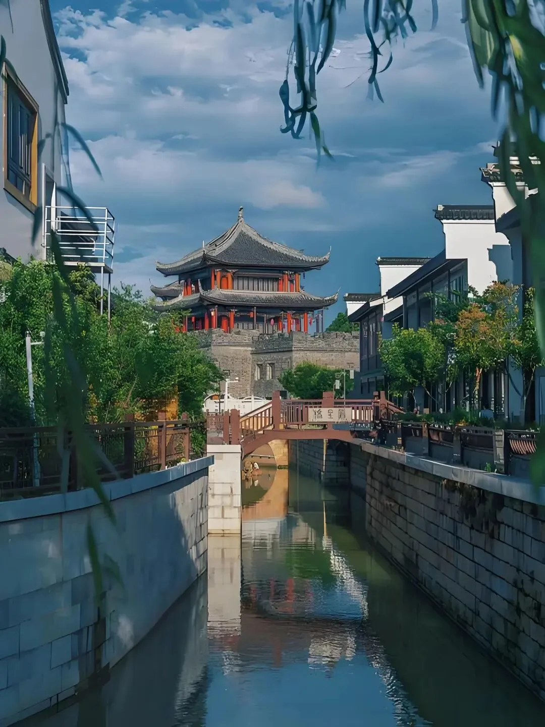 4a37b225f7afa9632bf25529543fda75-sz_233750