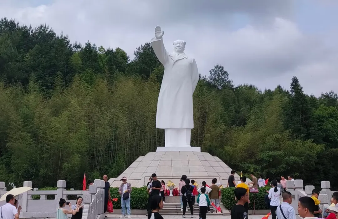 50b590c667786333682e67b121e8e5cf-sz_2743820-2