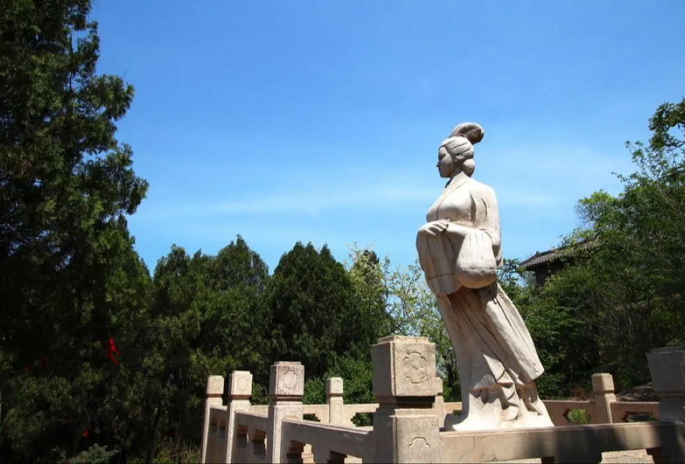 516db9deb41bcddf5604f59a2414ee9e-sz_100154