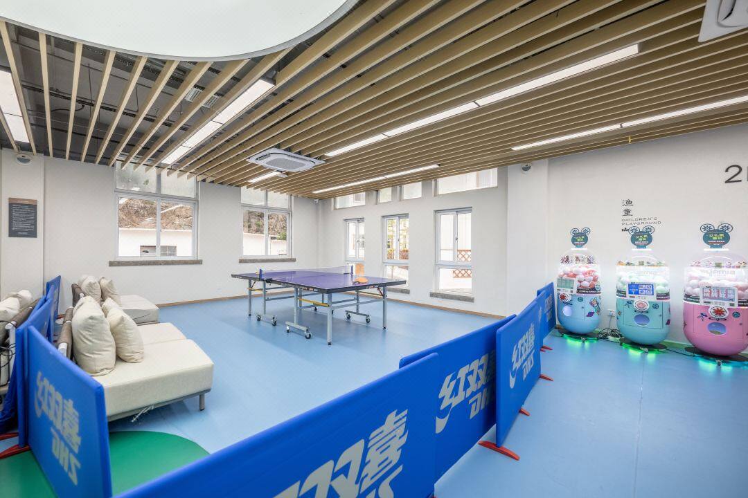 56ae84497229e6a5b530833b51079b03-sz_127231