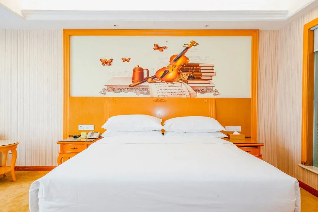 60b0a7e6e6f26b097f60c4fab6701397-sz_618653