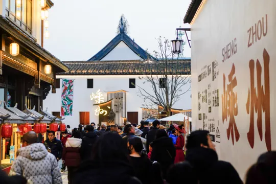 6106e5e7db6094393dbaf719a026e5b8-sz_326052