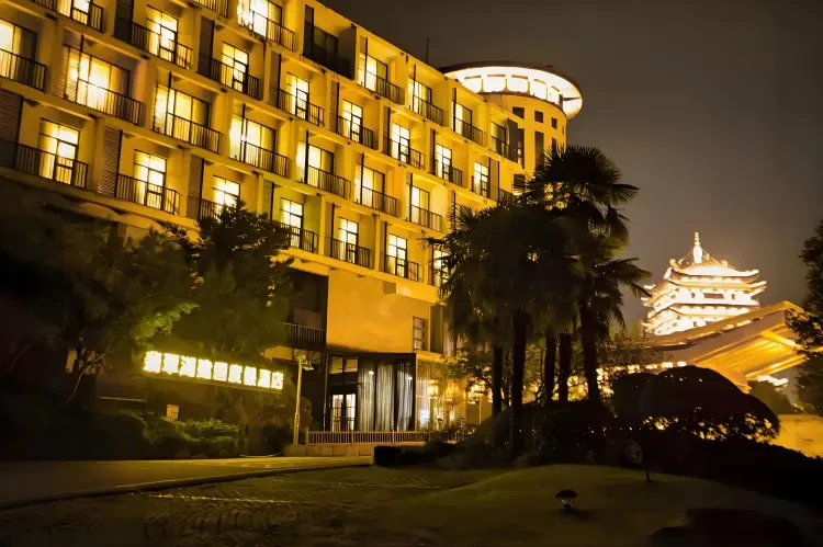 61bc5fb8877d31f5a557deb2f63c8cff-sz_907903