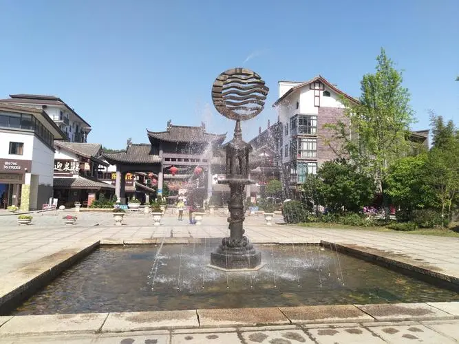 69eb20083c7fa12c5339a961a14aeb92-sz_65457-1