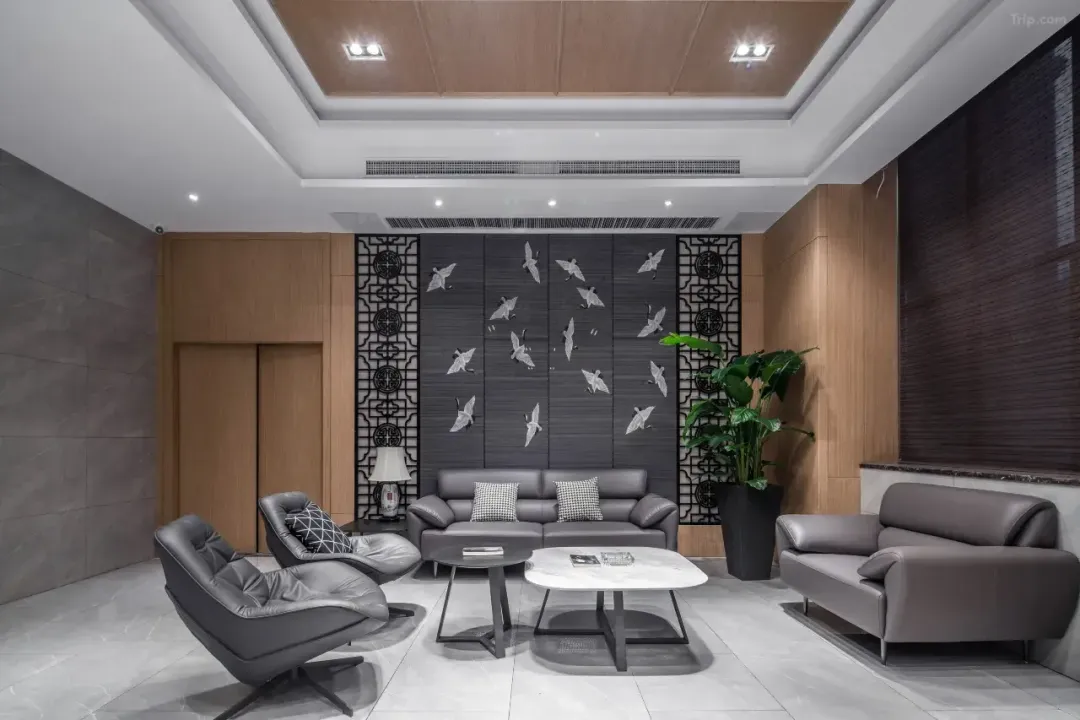 6e10a62a1c42af1b9d2bc8f22780edea-sz_924609