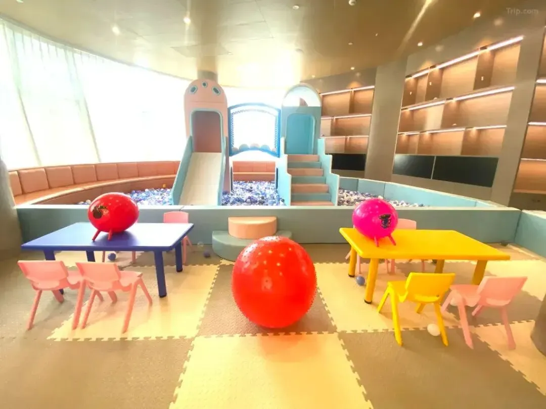 6f86028ef19188725fb6e4e461aa81b1-sz_90465