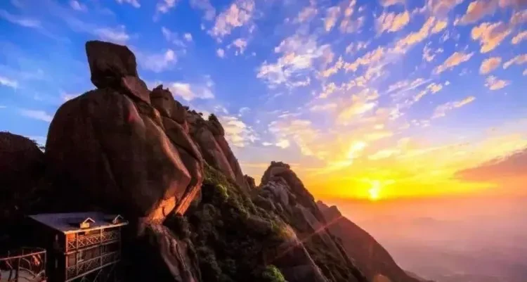 74da4b440e80fd48039f8d37e536979d-sz_70889