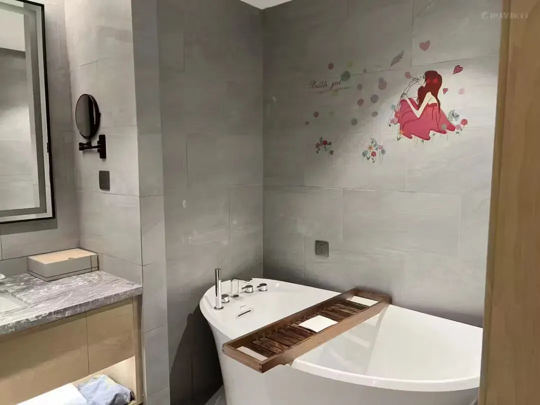 76216f841388b0938cfead5505495f70-sz_69648