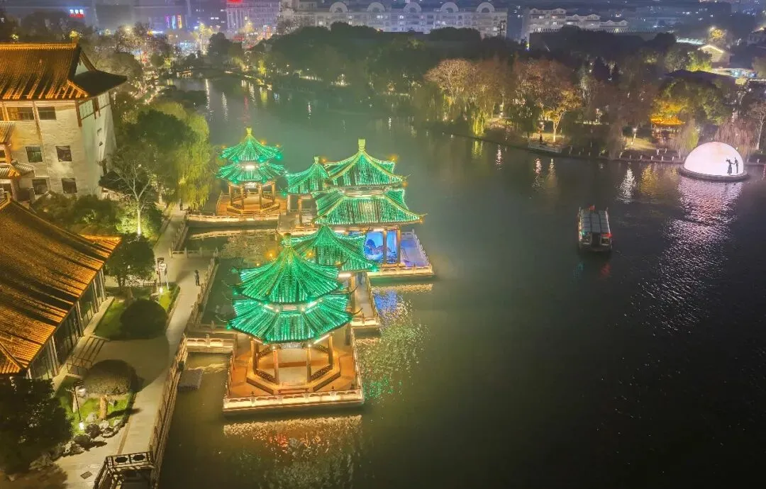 7b8052de85e8163cf21bc180905d75b5-sz_137799