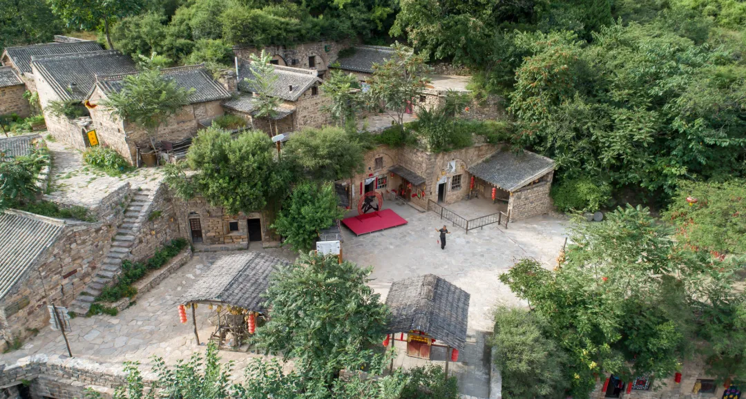 7dabe8b7569173f6e6462899925f9797-sz_1874679