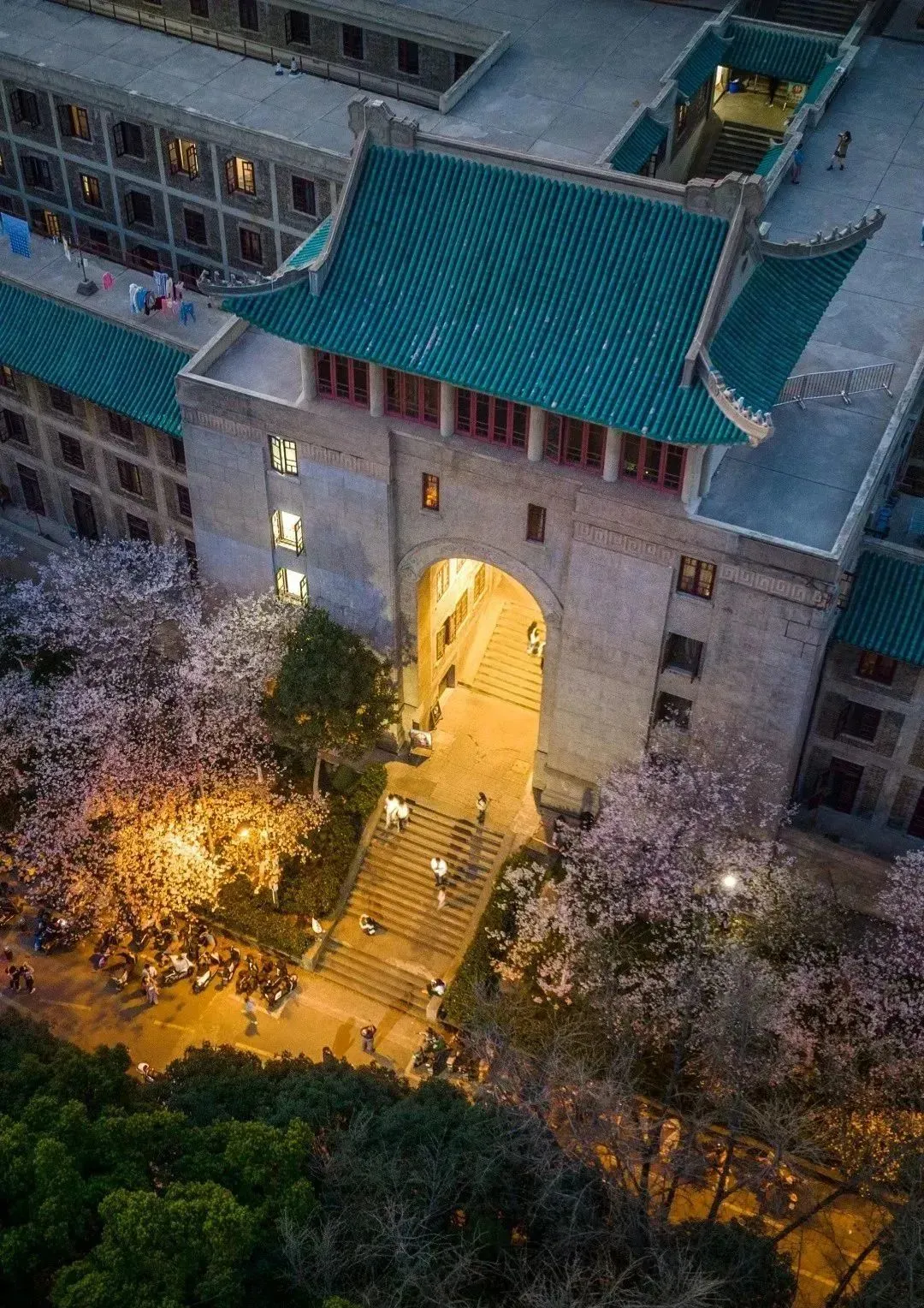 7edd633ac76b6dfd34422e04f3a343f2-sz_427857