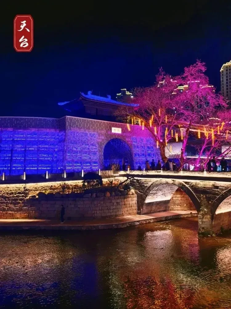 827344cba337b3978cbebcbef7ebe0a9-sz_152932