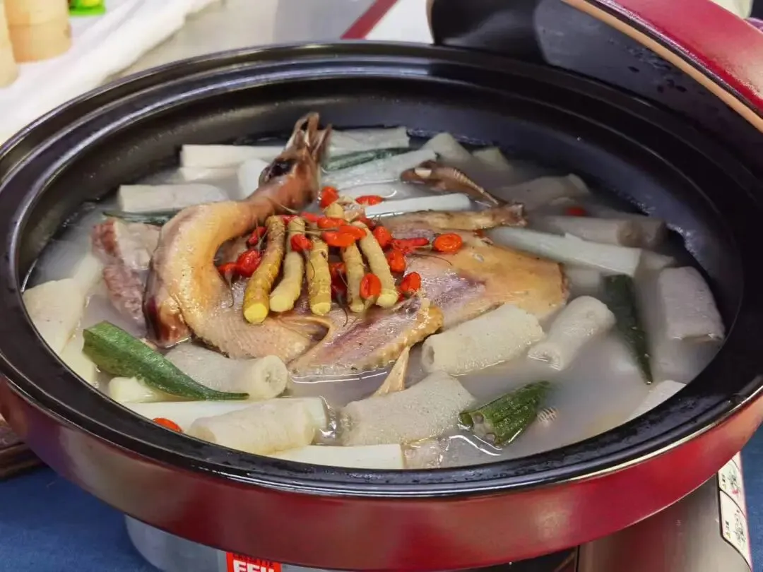 8b1cbbb23ac3b9eeaf7a6a2c636f6882-sz_112632