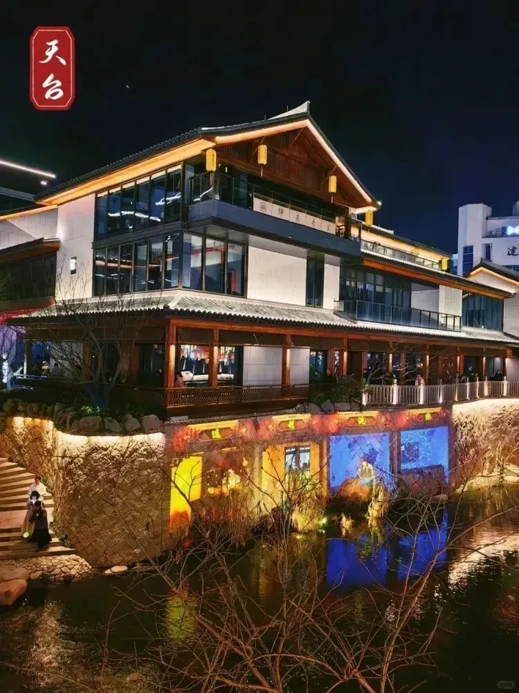 8c1b65f631a5beefa5665bd82e54bc4c-sz_153566