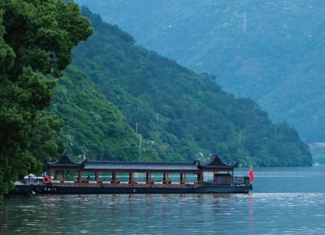 8d73702de6cf30e88e581fd19d4243be-sz_475293