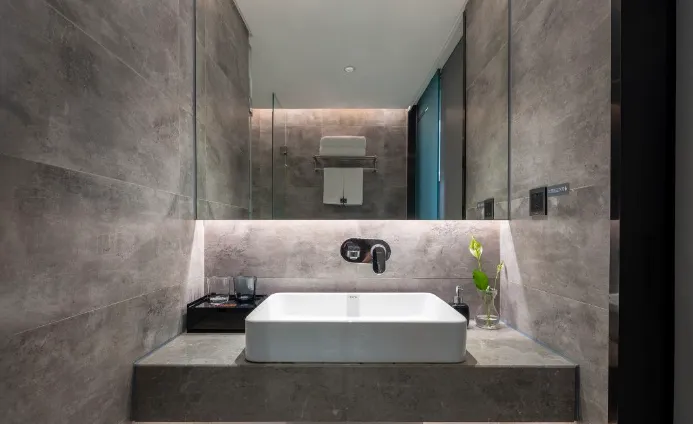 8e60ea8f51399693c41be041915cbb11-sz_448860-4