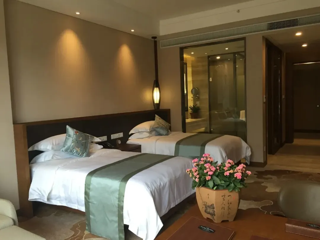 91a48f3ce7eb89ac6947e897604e43fc-sz_958769