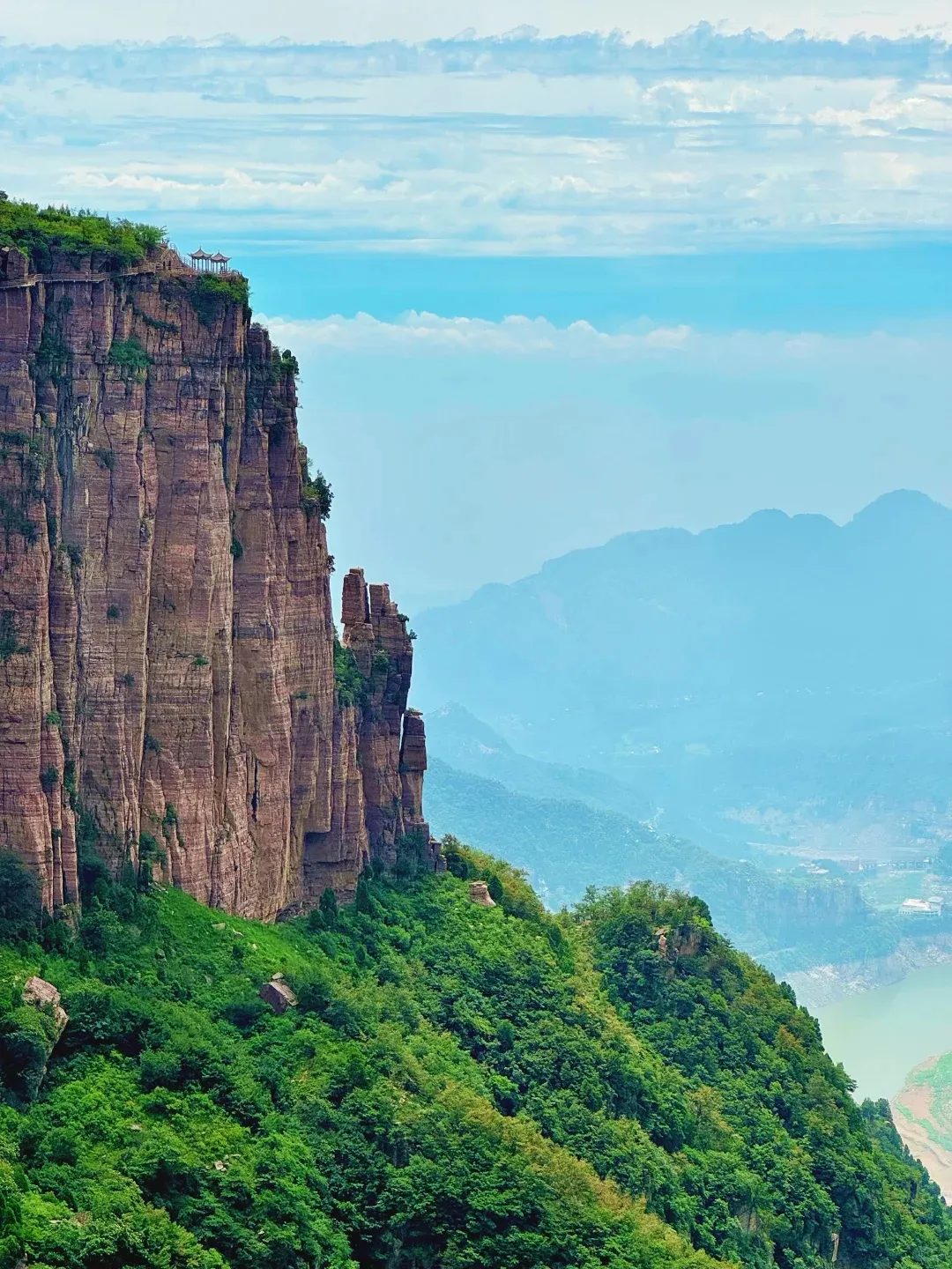 941a5a363440323d0bbcd17b565edbbb-sz_1067444