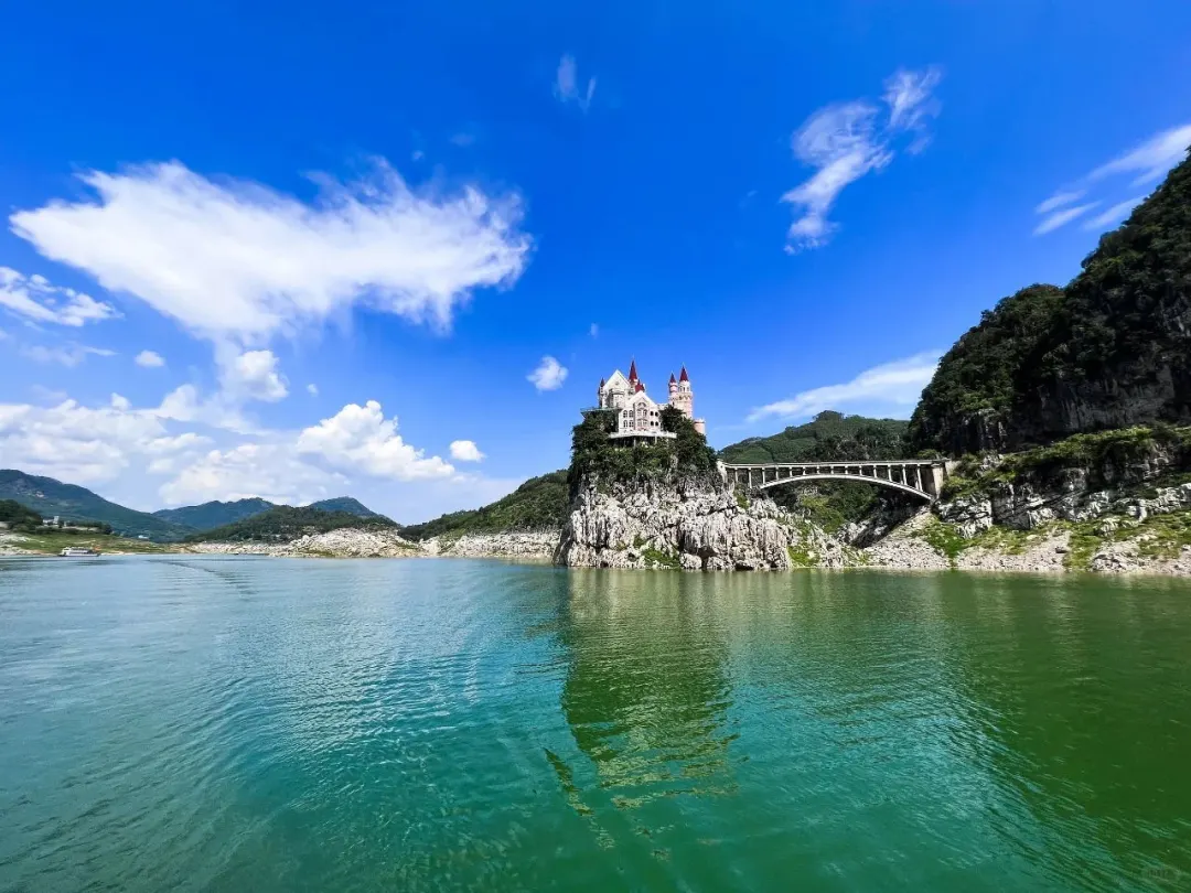 977e227b6e25d41ce0d7dacc53ec5331-sz_221840