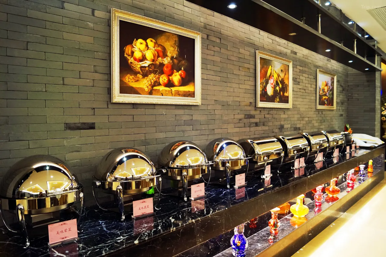 CggYGVZerPOAbdFaAAykWErNzX4827_W_1280_853_R5