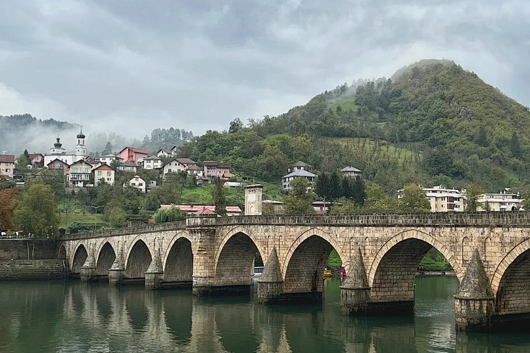 a9308db4b3dfe778134935393d061765-sz_2171113