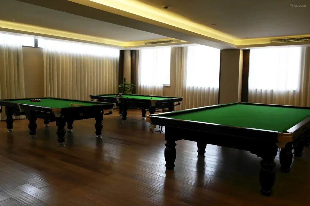 a9f06f5c6062bed9abc91ef00ffc3aed-sz_1184708