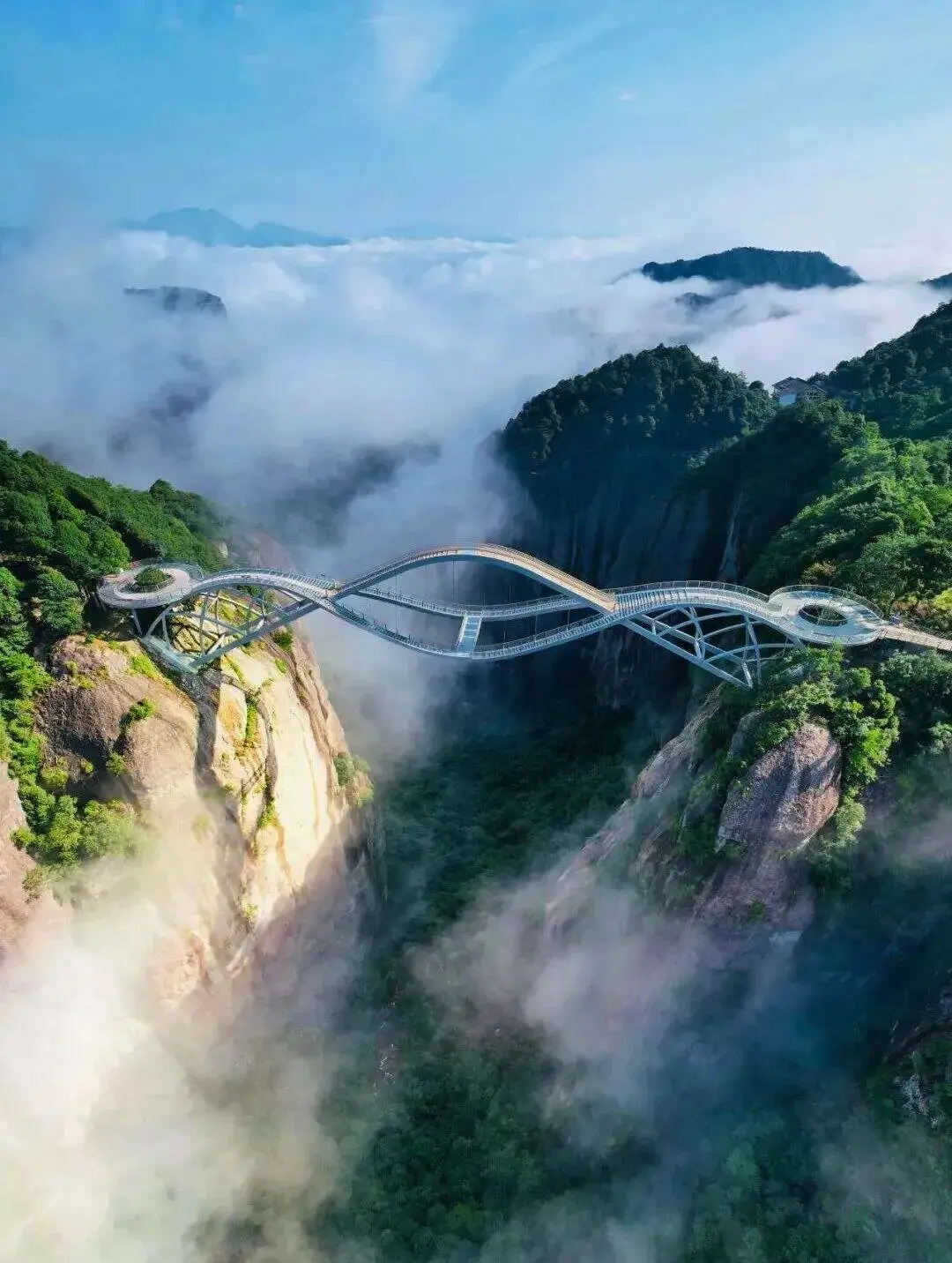 aa0e3a999c76ab45f625472a739e7ede-sz_153112