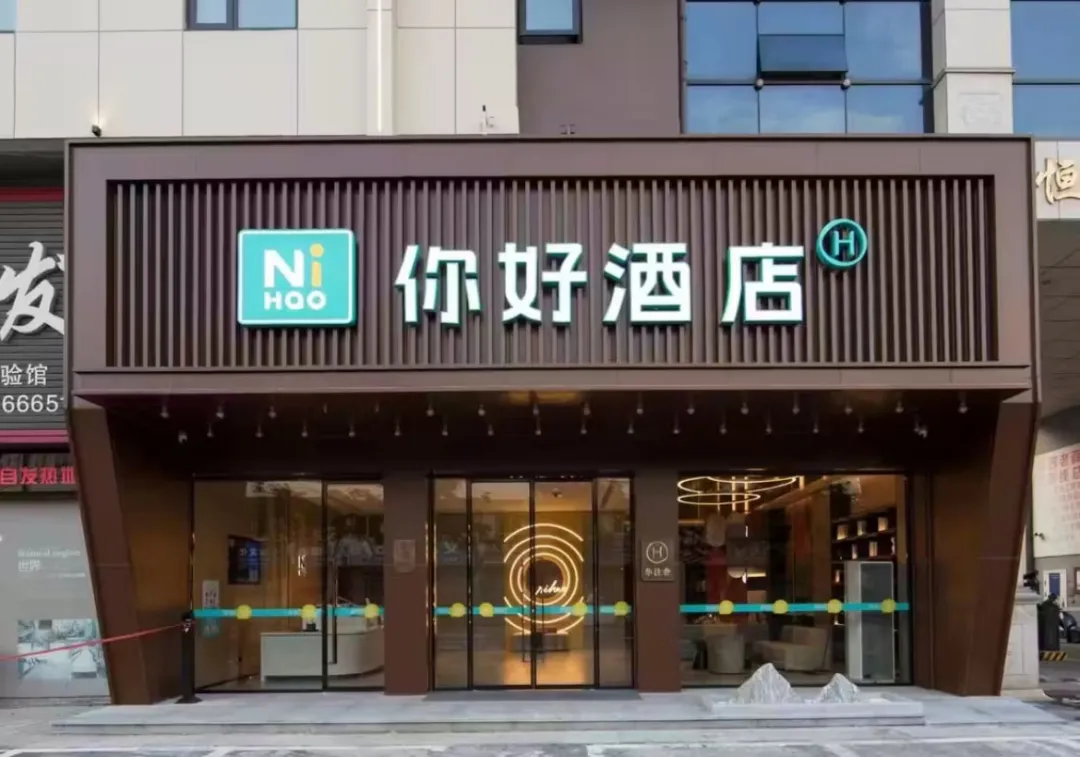 ae9c075f6a46284709158e0b2070a6b4-sz_179897