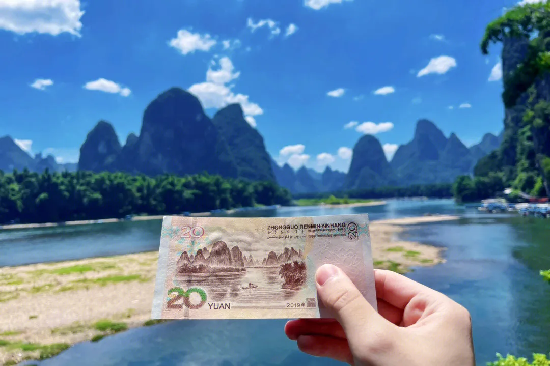 b4f535e46815db4ab697fbddc7cfdc7d-sz_294348